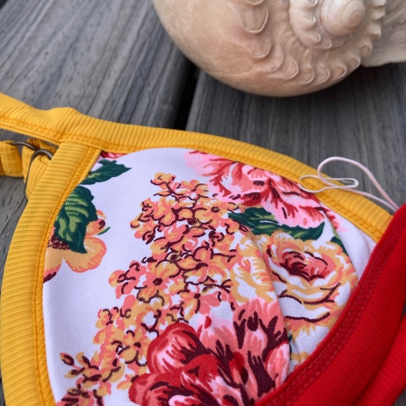 MAAJI x Revolve Set - Hyacinth Bikini Top & Lolita Cheeky High Leg Bottom - S - Picture 7 of 16